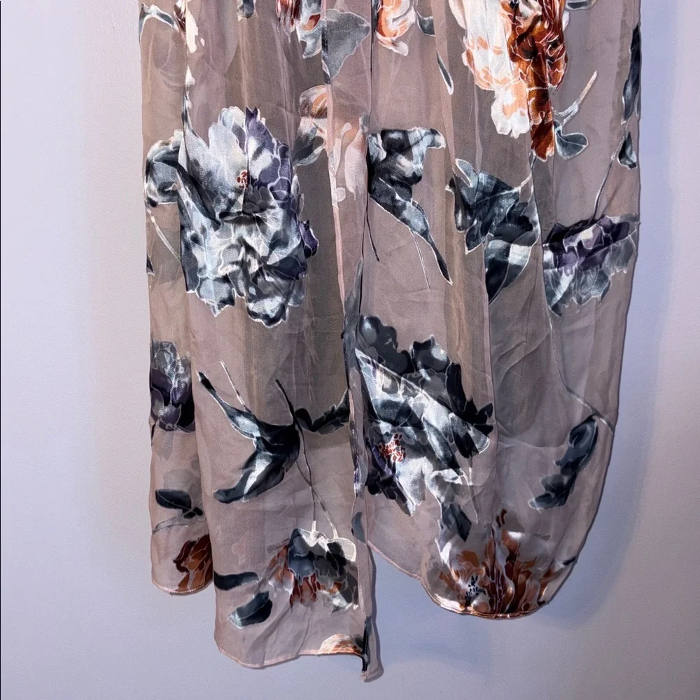 White House Black Market Silk Rayon Floral Burnout Oblong Scarf in Cameo Rose OS